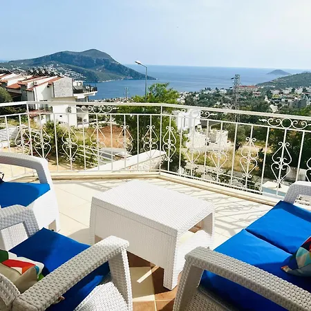 Luxury 3 Bedroom In With Sea Views 卡尔坎