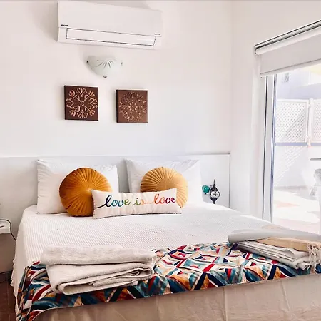 Luxury 3 Bedroom In With Sea Views Vilă *